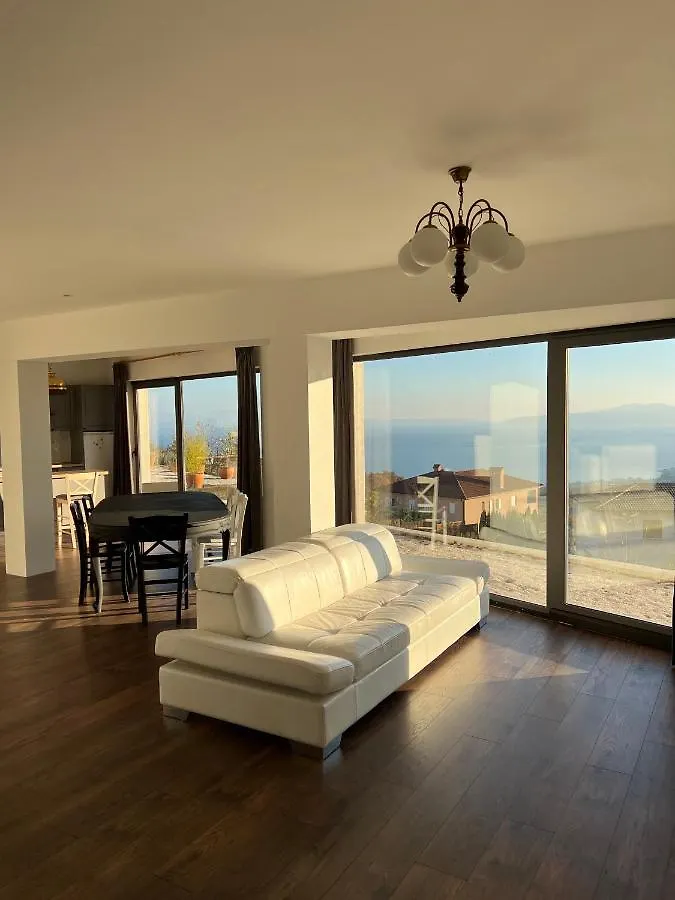 Apartment Nave Ičići